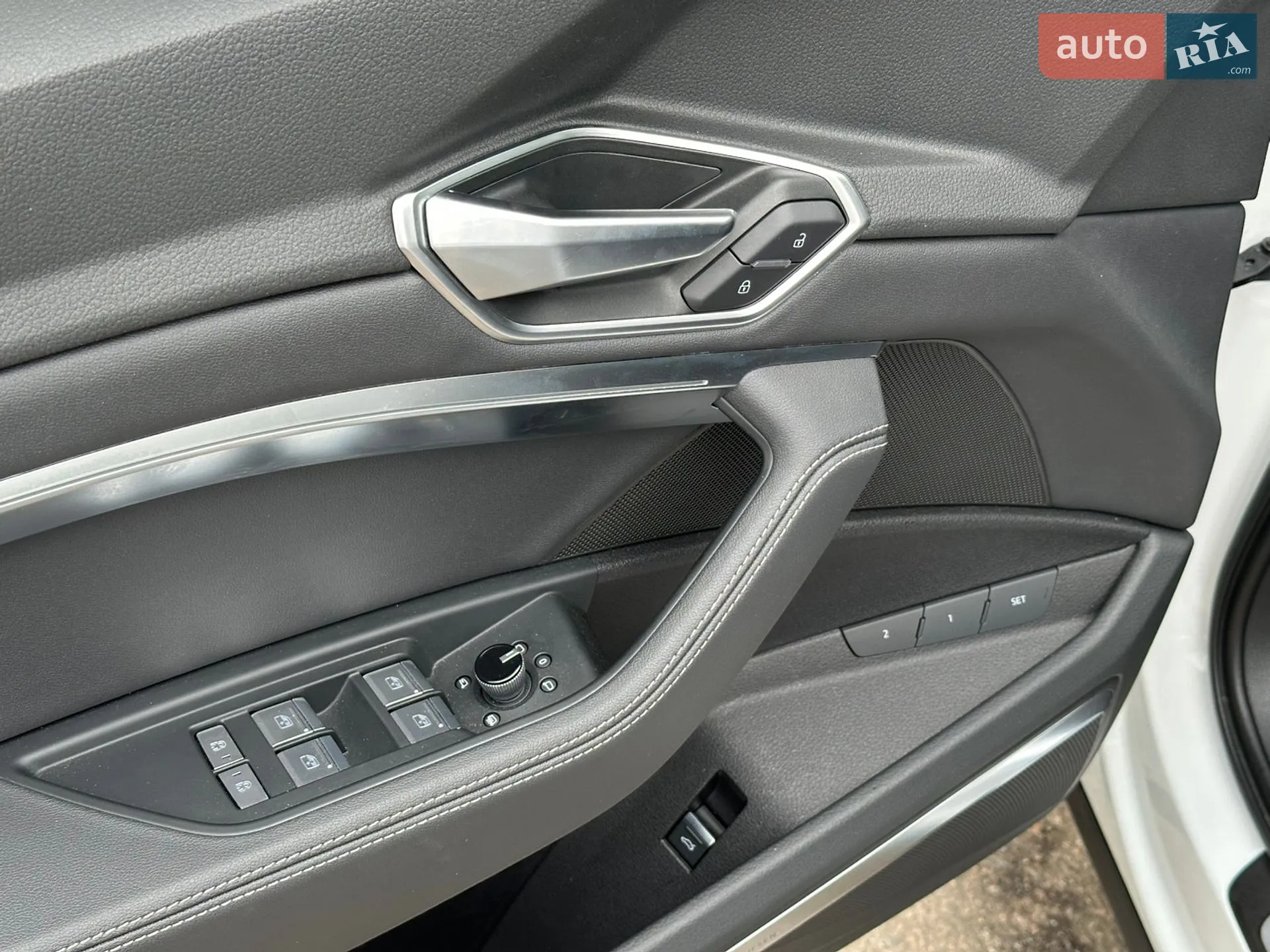 2021 Audi e-tron - мініатюра 29