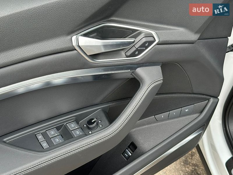 Внедорожник / Кроссовер Audi e-tron 2021 в Харькове