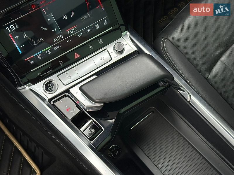 Внедорожник / Кроссовер Audi e-tron 2021 в Харькове