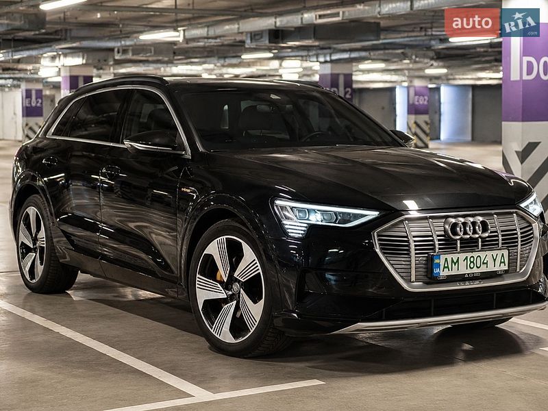Audi e-tron 2019