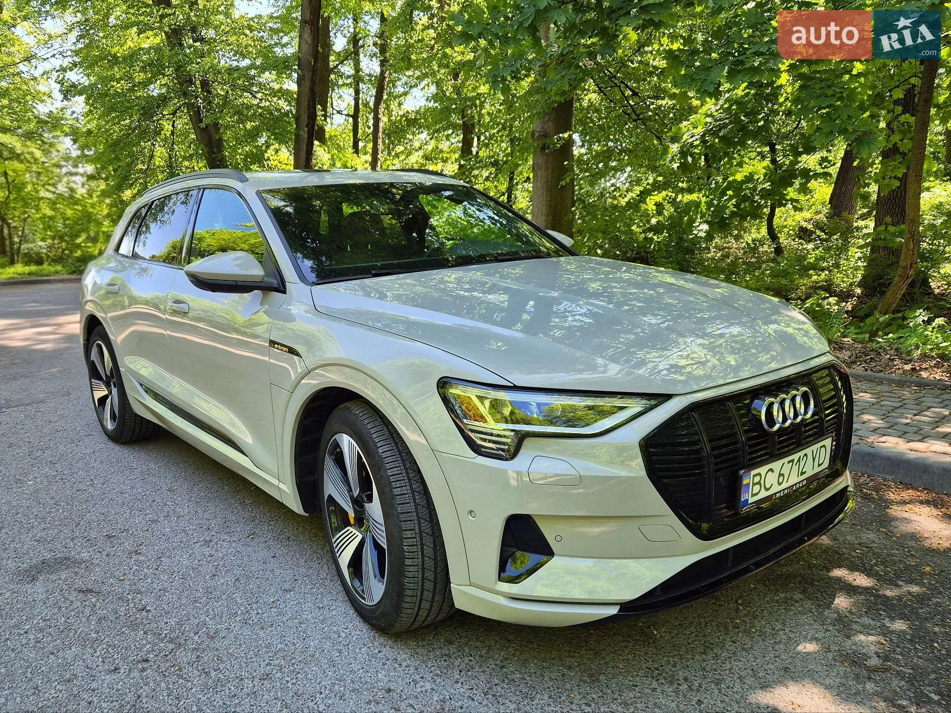 2022 Audi e-tron - мініатюра 3