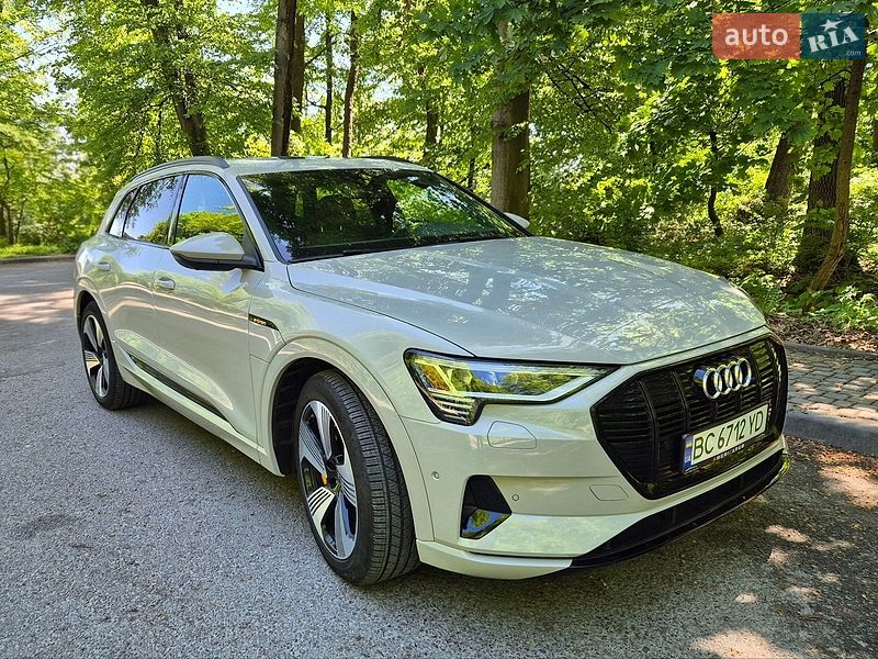 Внедорожник / Кроссовер Audi e-tron 2022 в Львове