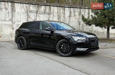 Внедорожник / Кроссовер Audi e-tron 2020 в Ровно