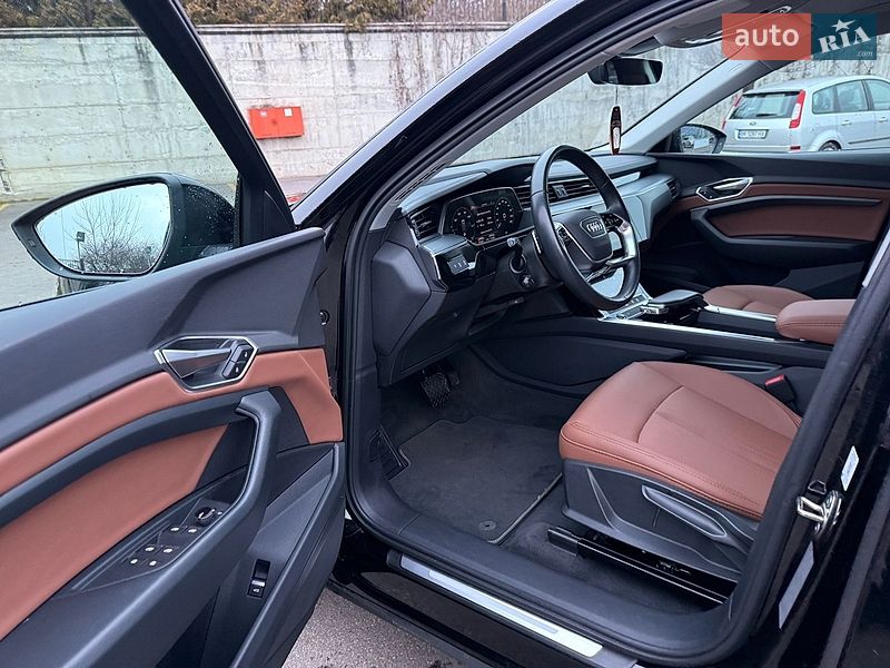 Внедорожник / Кроссовер Audi e-tron 2020 в Ровно