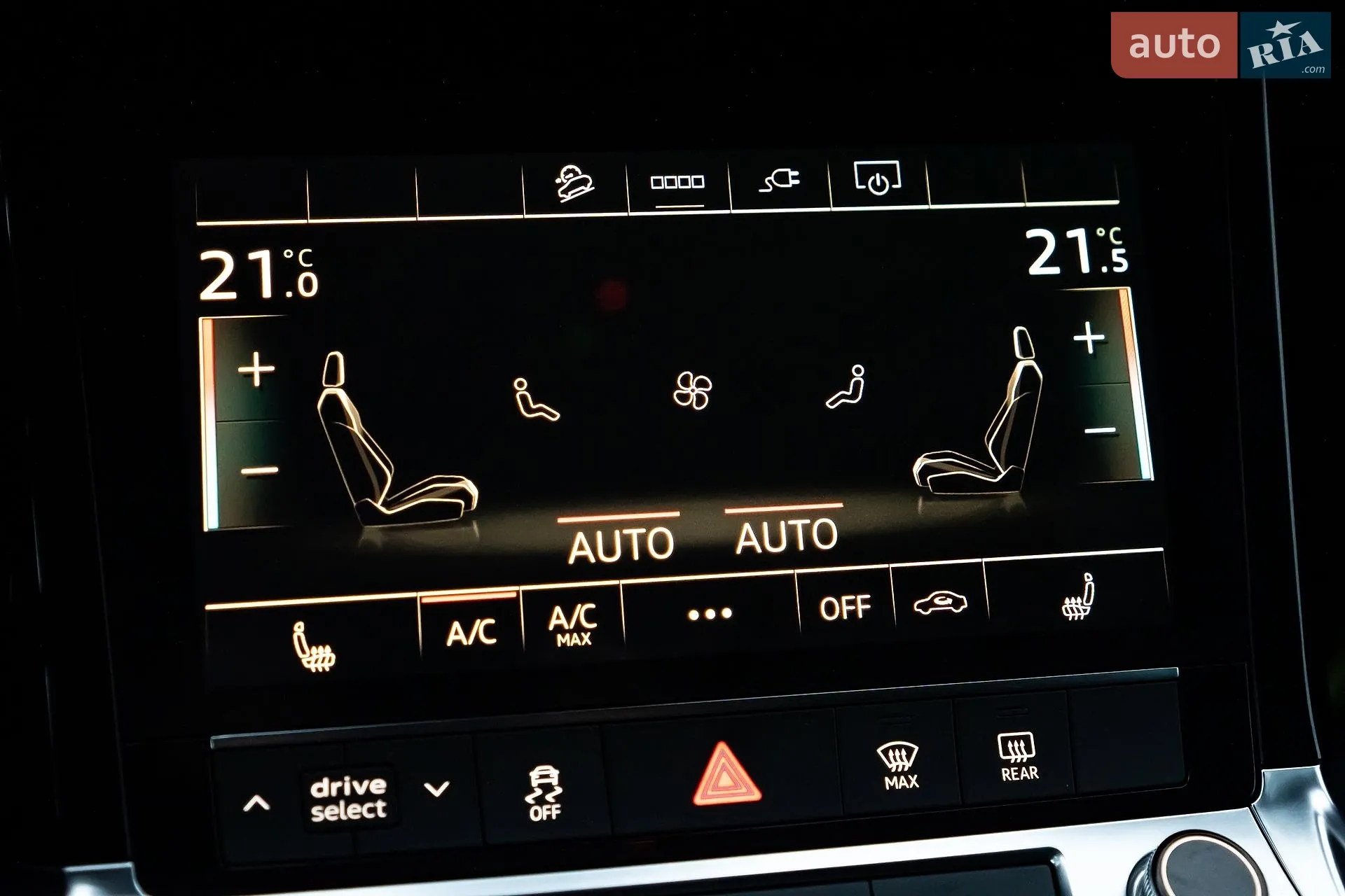 2021 Audi e-tron - мініатюра 90