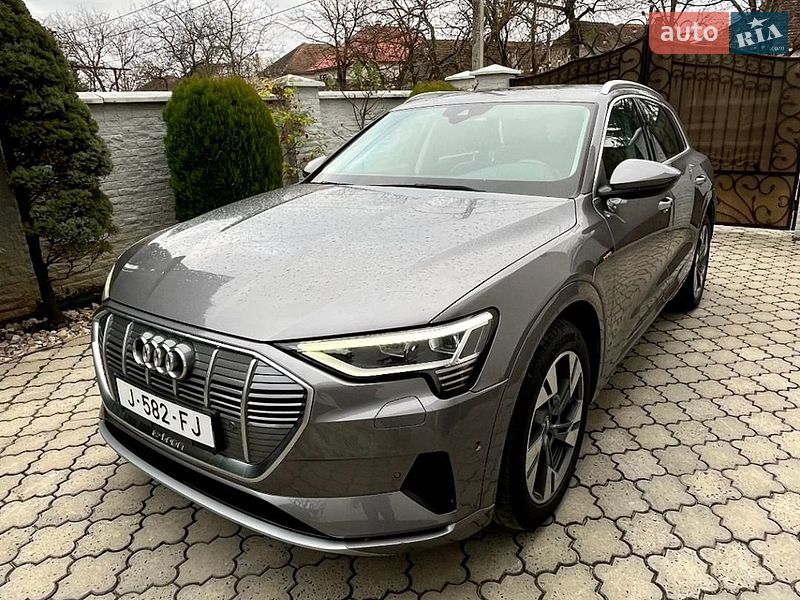 2020 Audi E-Tron, VIN WAUZZZGE5LB016381:plate — фото 1 (autoria)