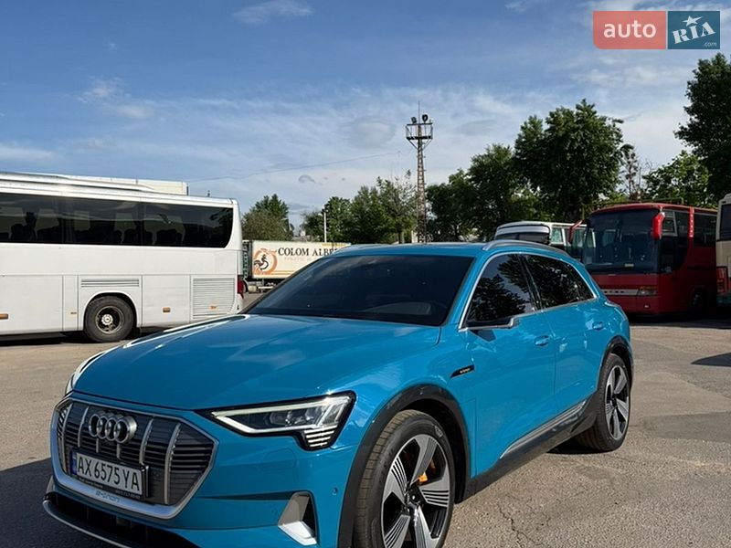 Позашляховик / Кросовер Audi e-tron 2019 в Харкові