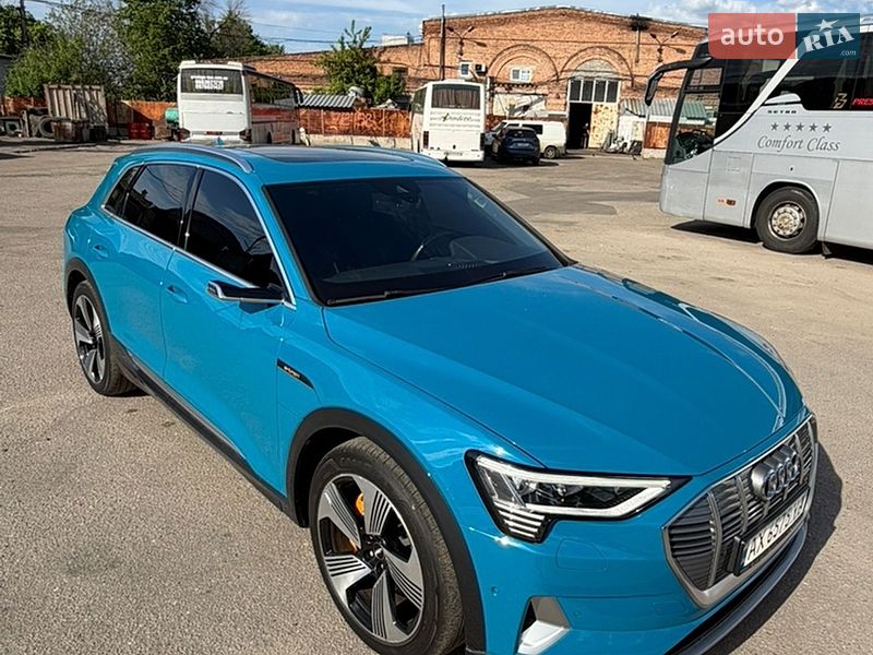 Позашляховик / Кросовер Audi e-tron 2019 в Харкові
