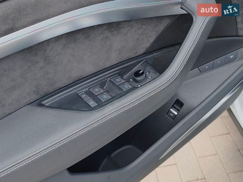 Позашляховик / Кросовер Audi e-tron 2019 в Одесі