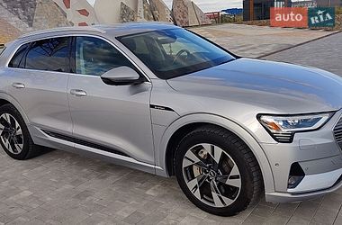 Внедорожник / Кроссовер Audi e-tron 2021 в Львове