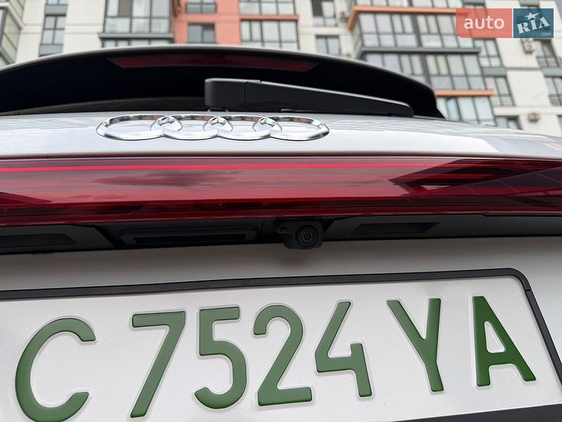 Позашляховик / Кросовер Audi e-tron 2019 в Володимирі