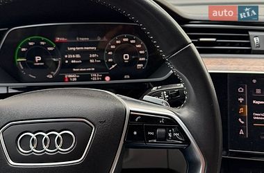 Позашляховик / Кросовер Audi e-tron 2019 в Володимирі