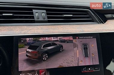 Позашляховик / Кросовер Audi e-tron 2019 в Володимирі