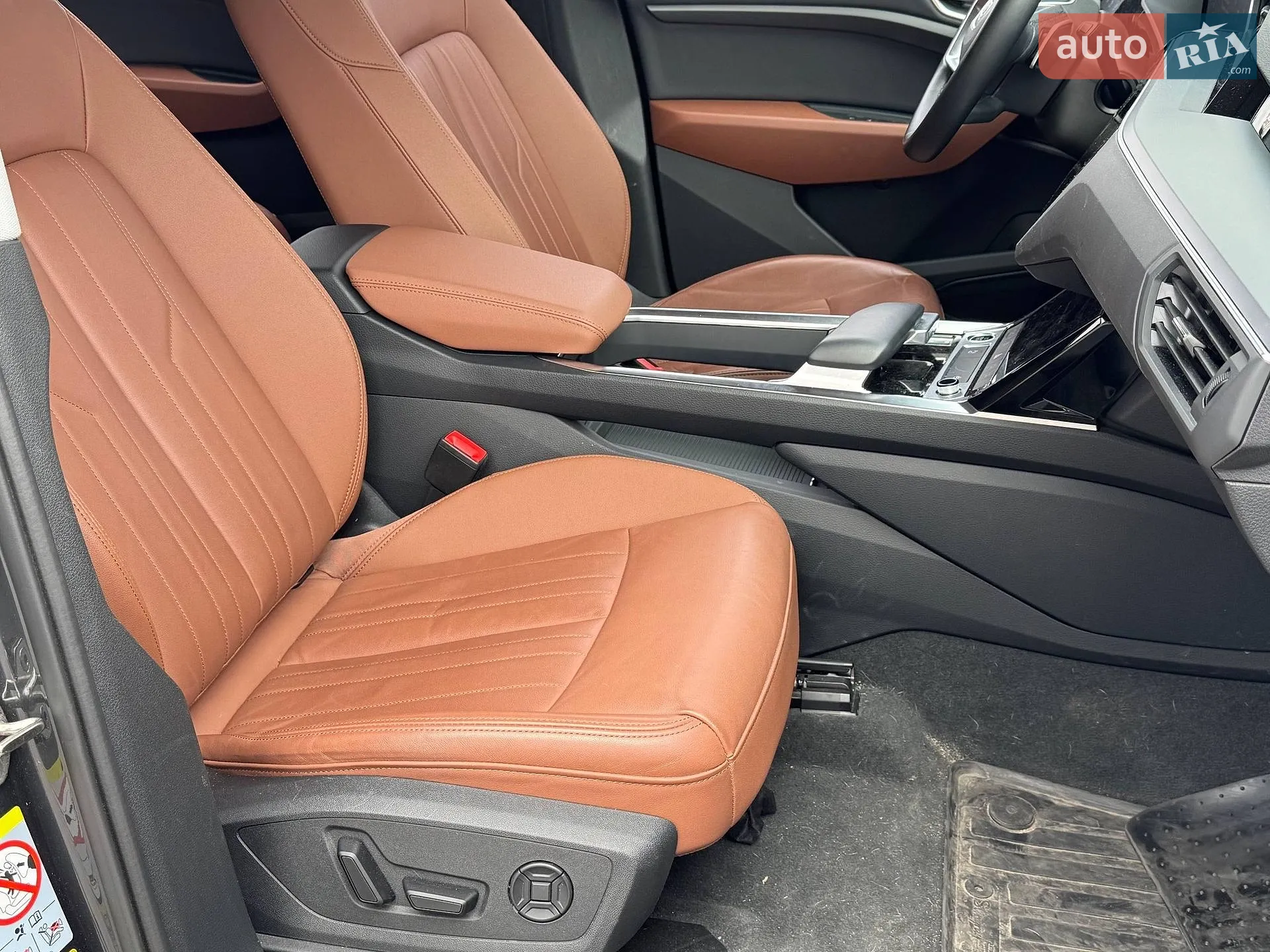 2022 Audi e-tron - мініатюра 12
