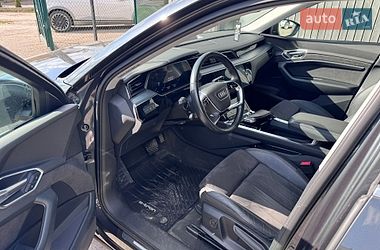 Позашляховик / Кросовер Audi e-tron 2019 в Тернополі