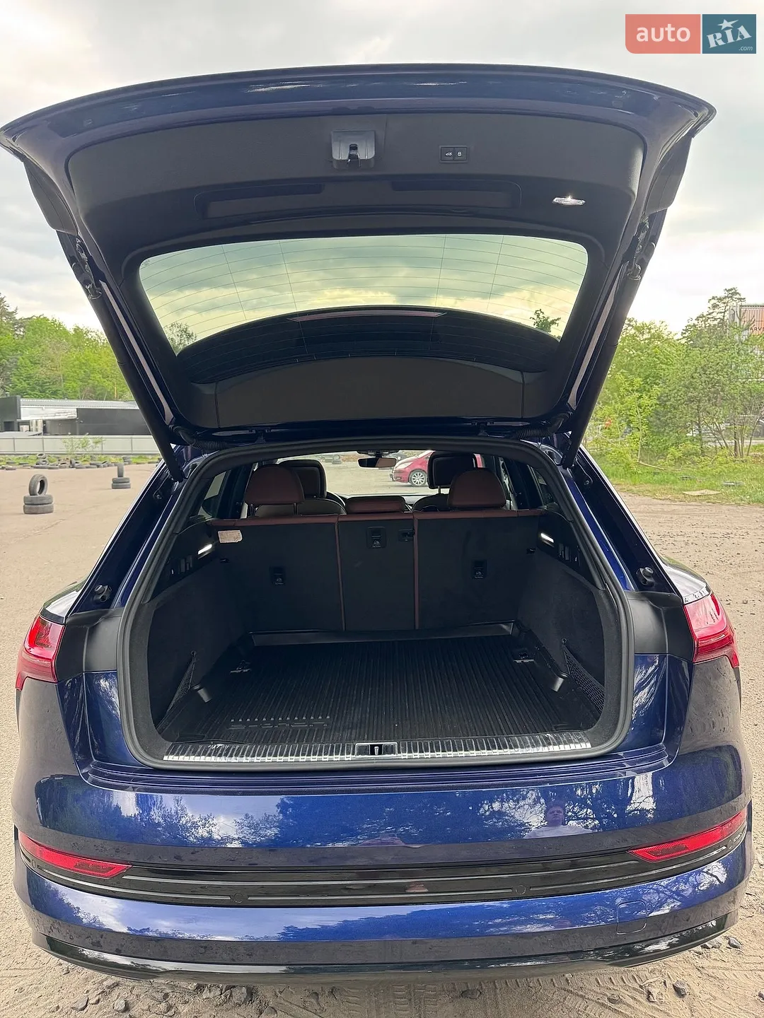 2022 Audi e-tron - мініатюра 8