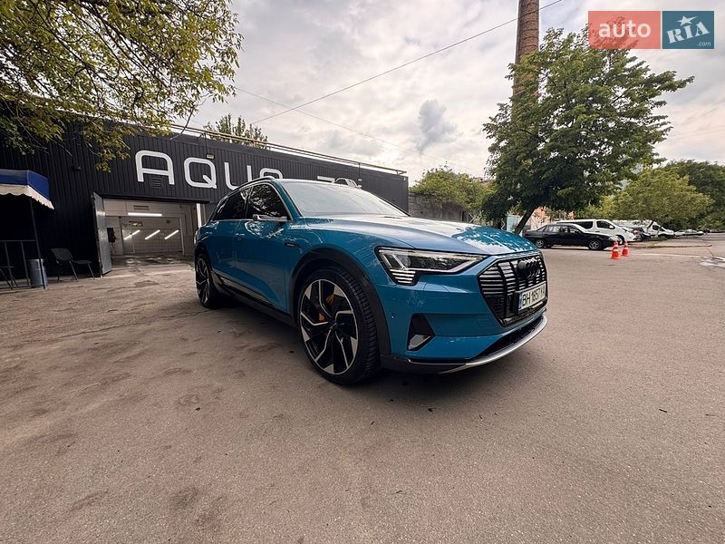 Позашляховик / Кросовер Audi e-tron 2019 в Одесі