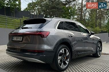 Позашляховик / Кросовер Audi e-tron 2020 в Львові