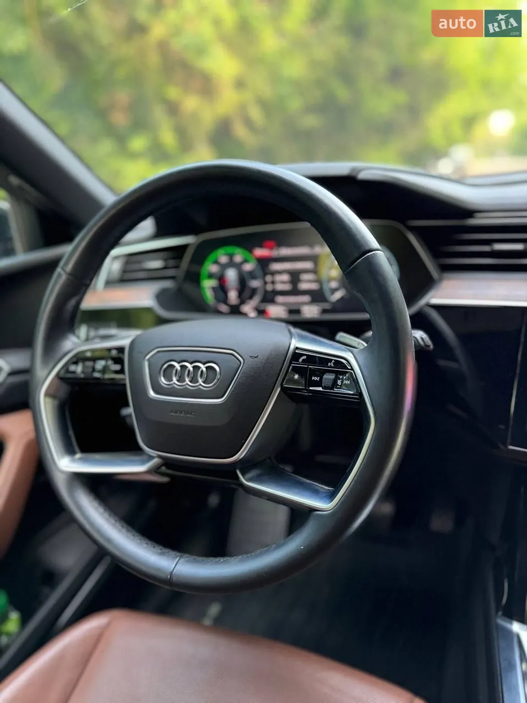 2021 Audi e-tron - мініатюра 14