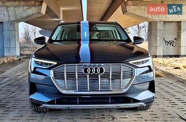 Позашляховик / Кросовер Audi e-tron 2019 в Тернополі