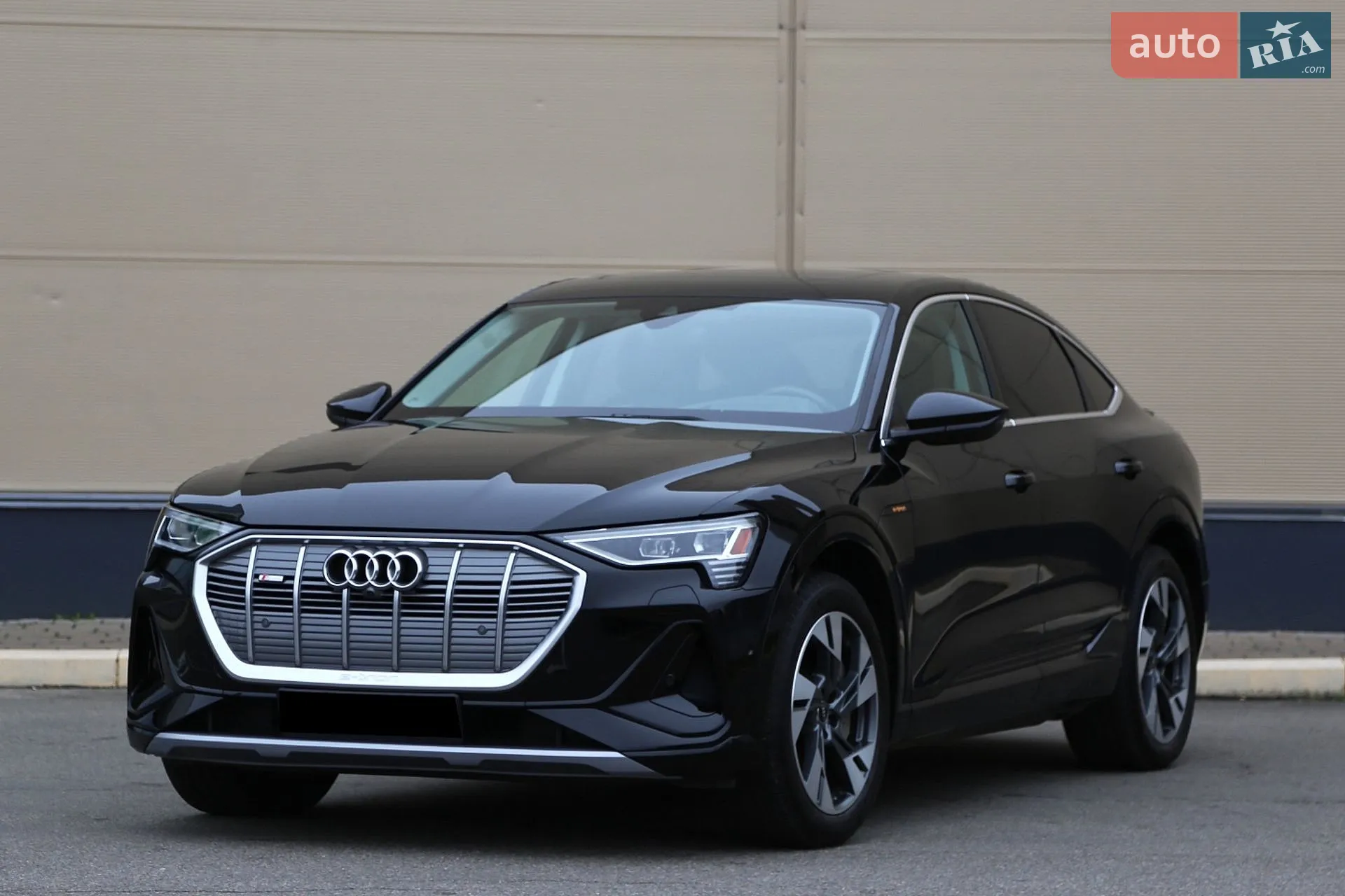 2022 Audi e-tron - мініатюра 2