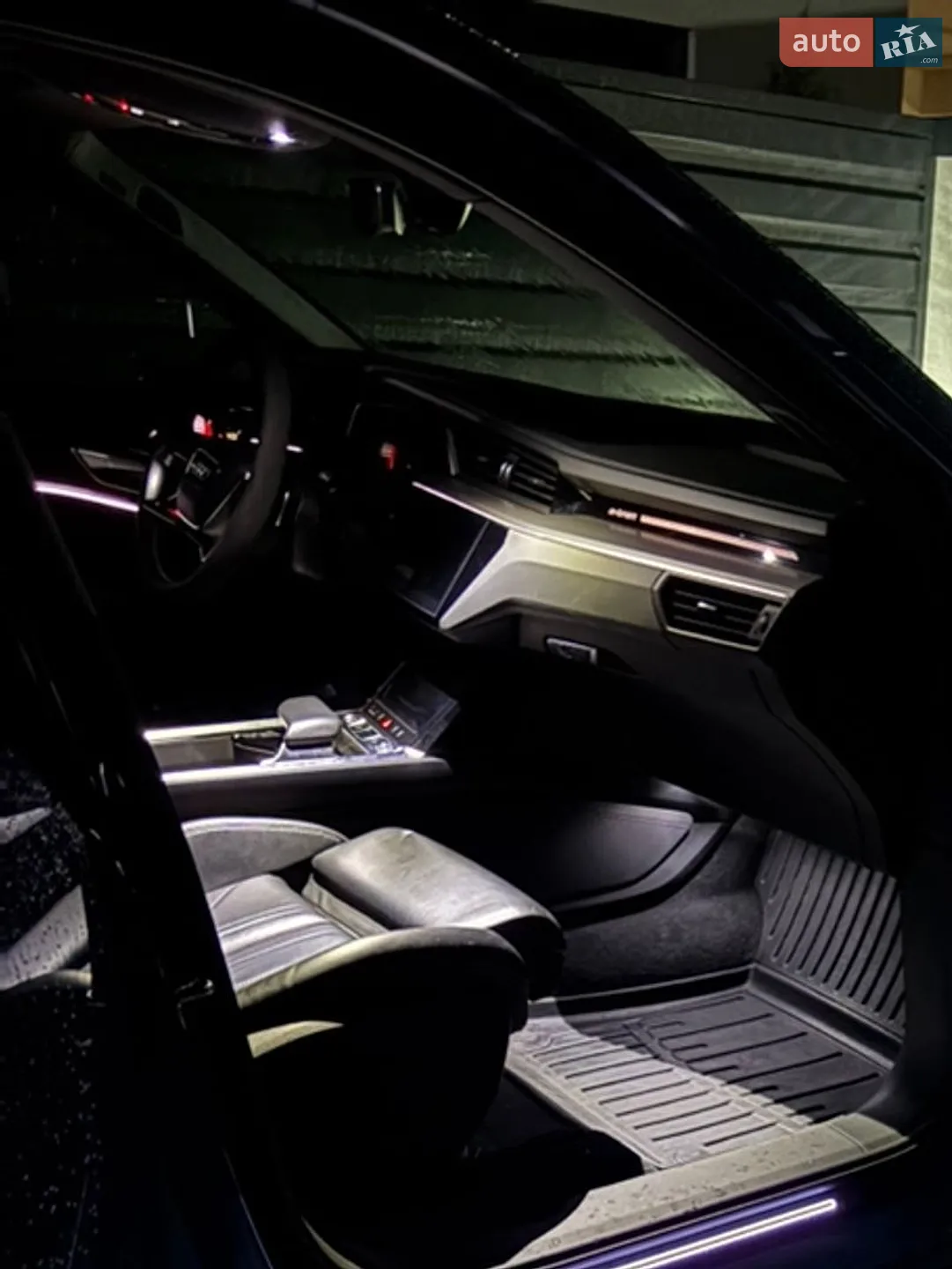 2019 Audi e-tron - мініатюра 30
