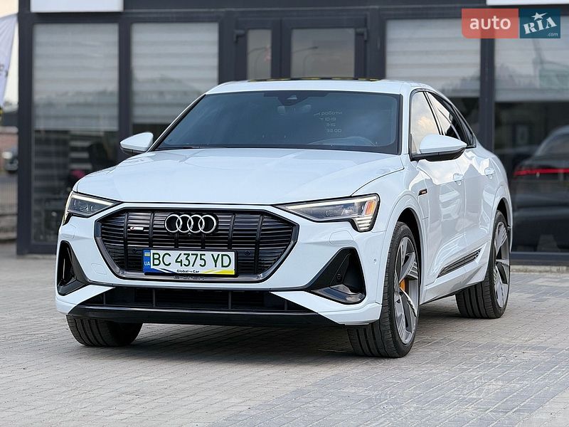 Внедорожник / Кроссовер Audi e-tron 2022 в Львове