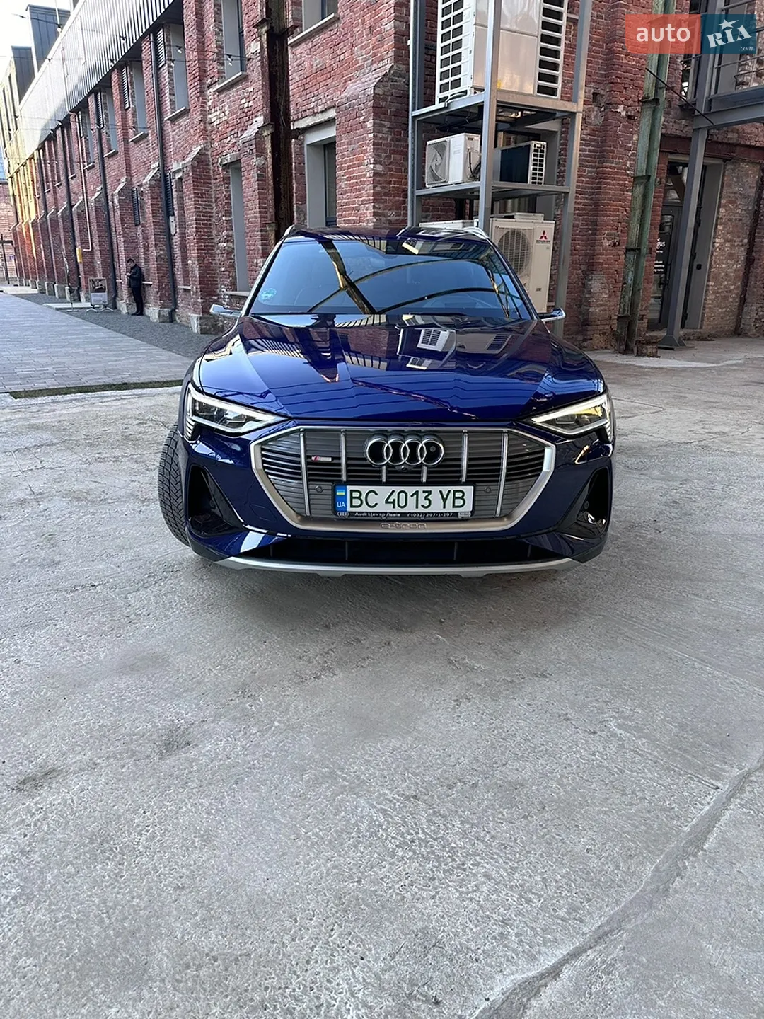 2020 Audi e-tron - мініатюра 14