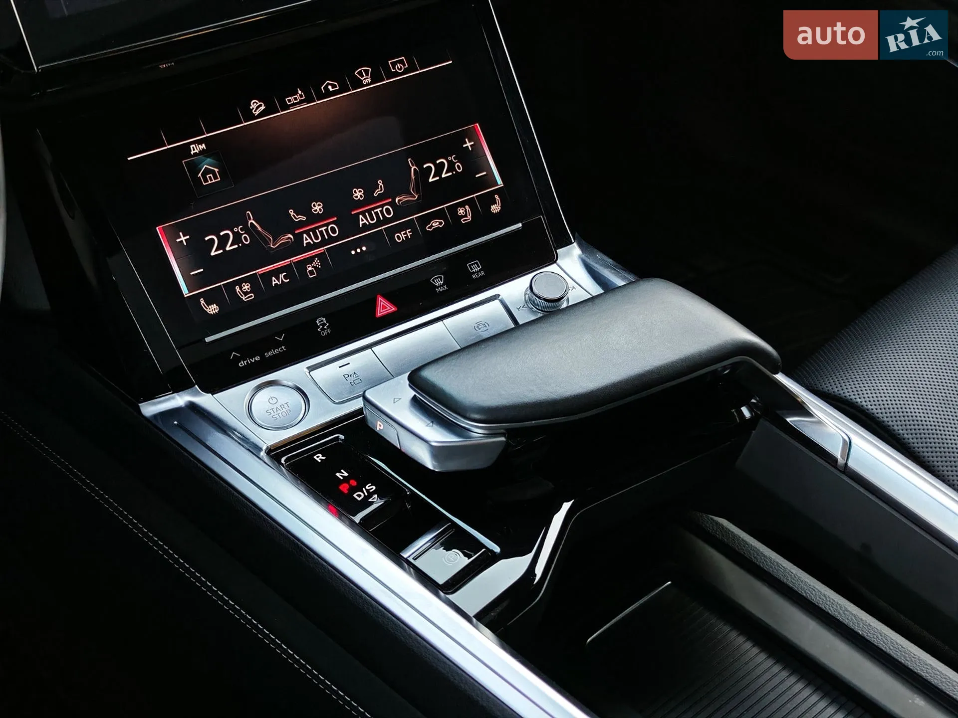 2019 Audi e-tron - мініатюра 36