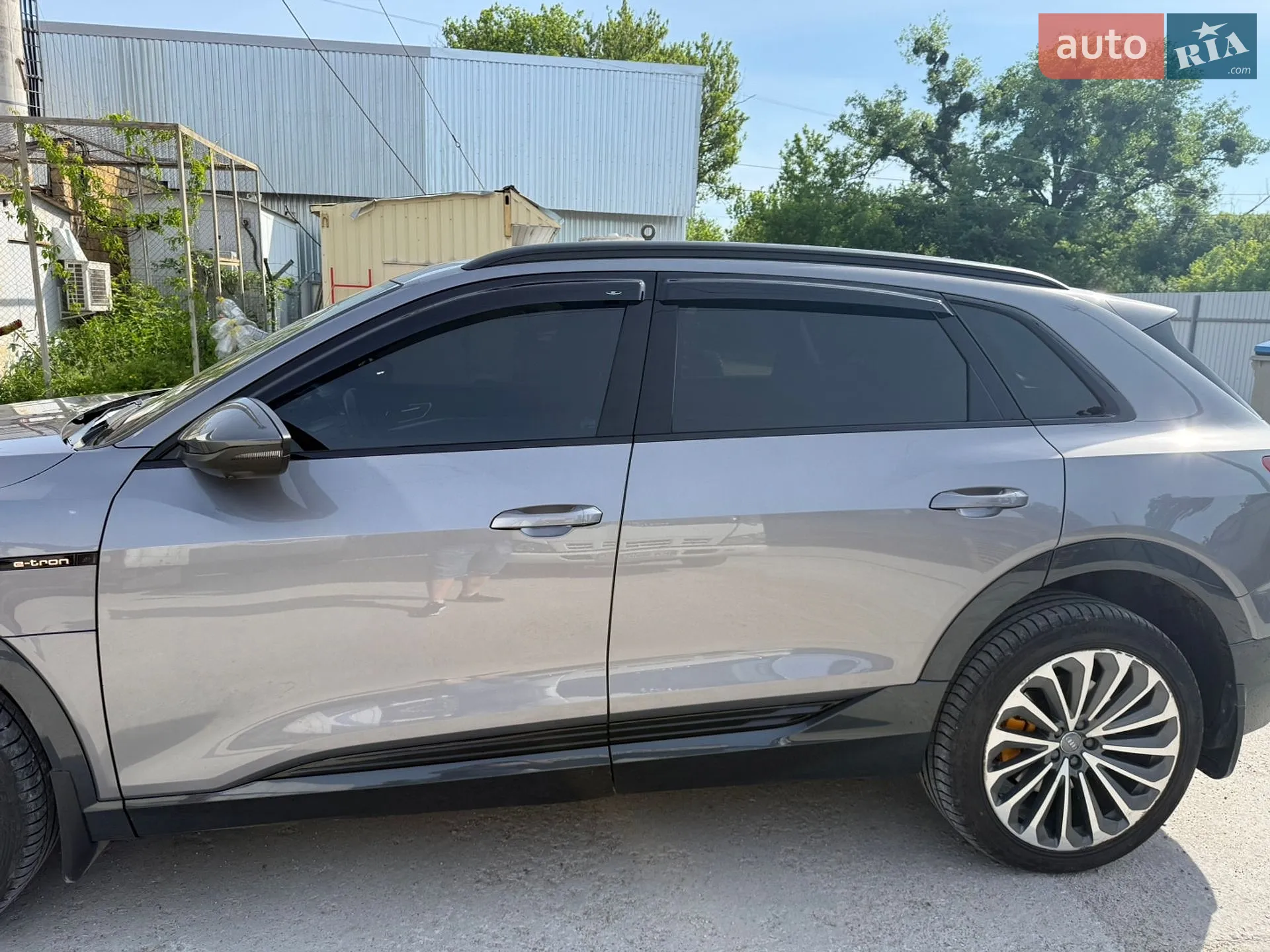 2019 Audi e-tron - мініатюра 5
