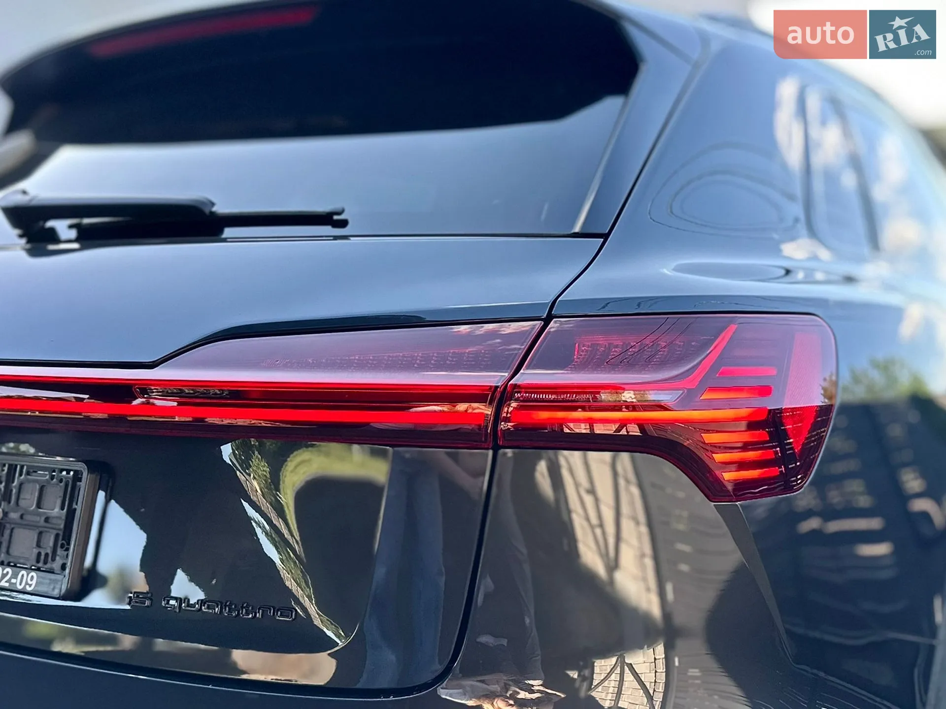 2020 Audi e-tron - мініатюра 38
