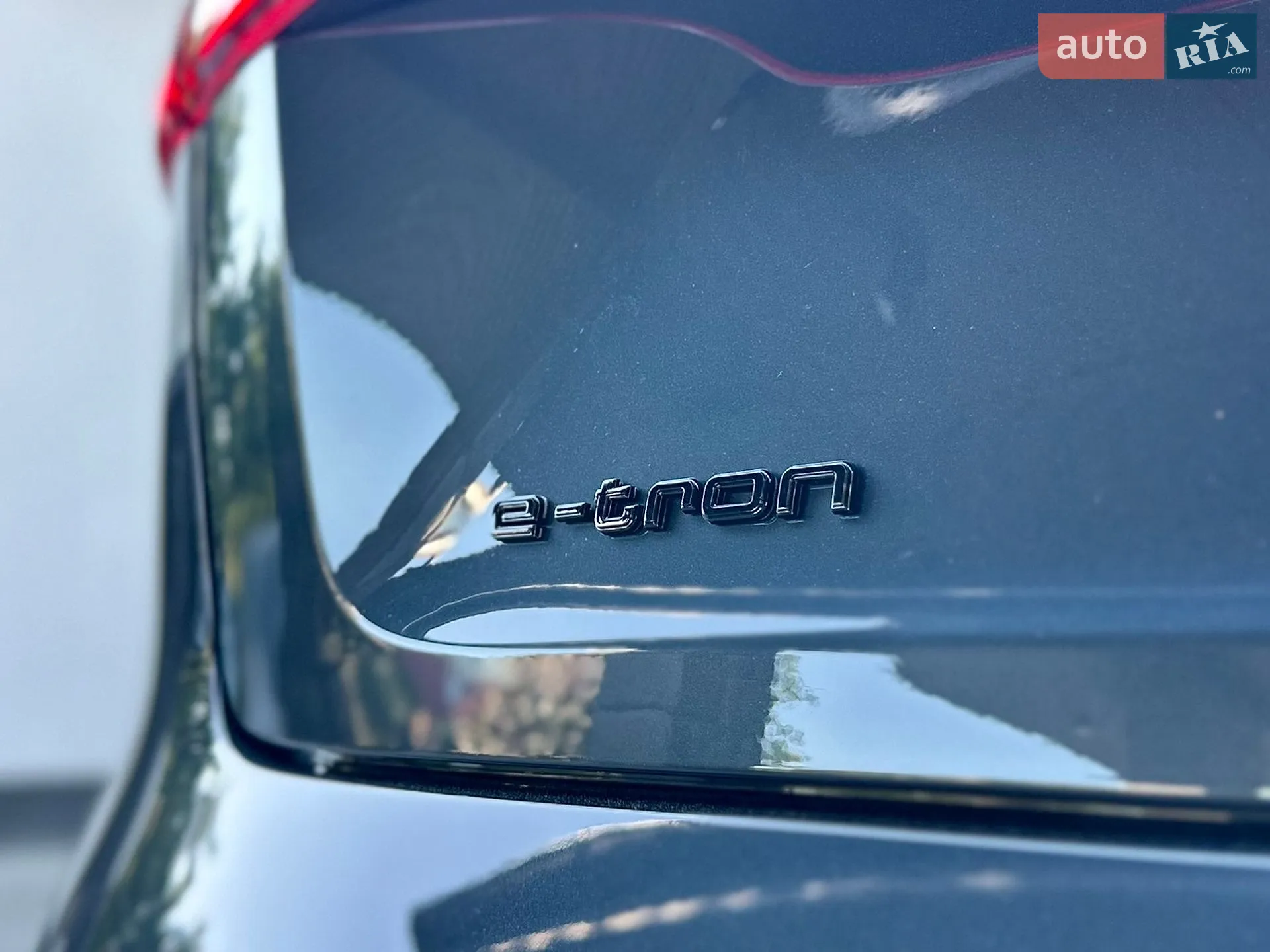 2020 Audi e-tron - мініатюра 10