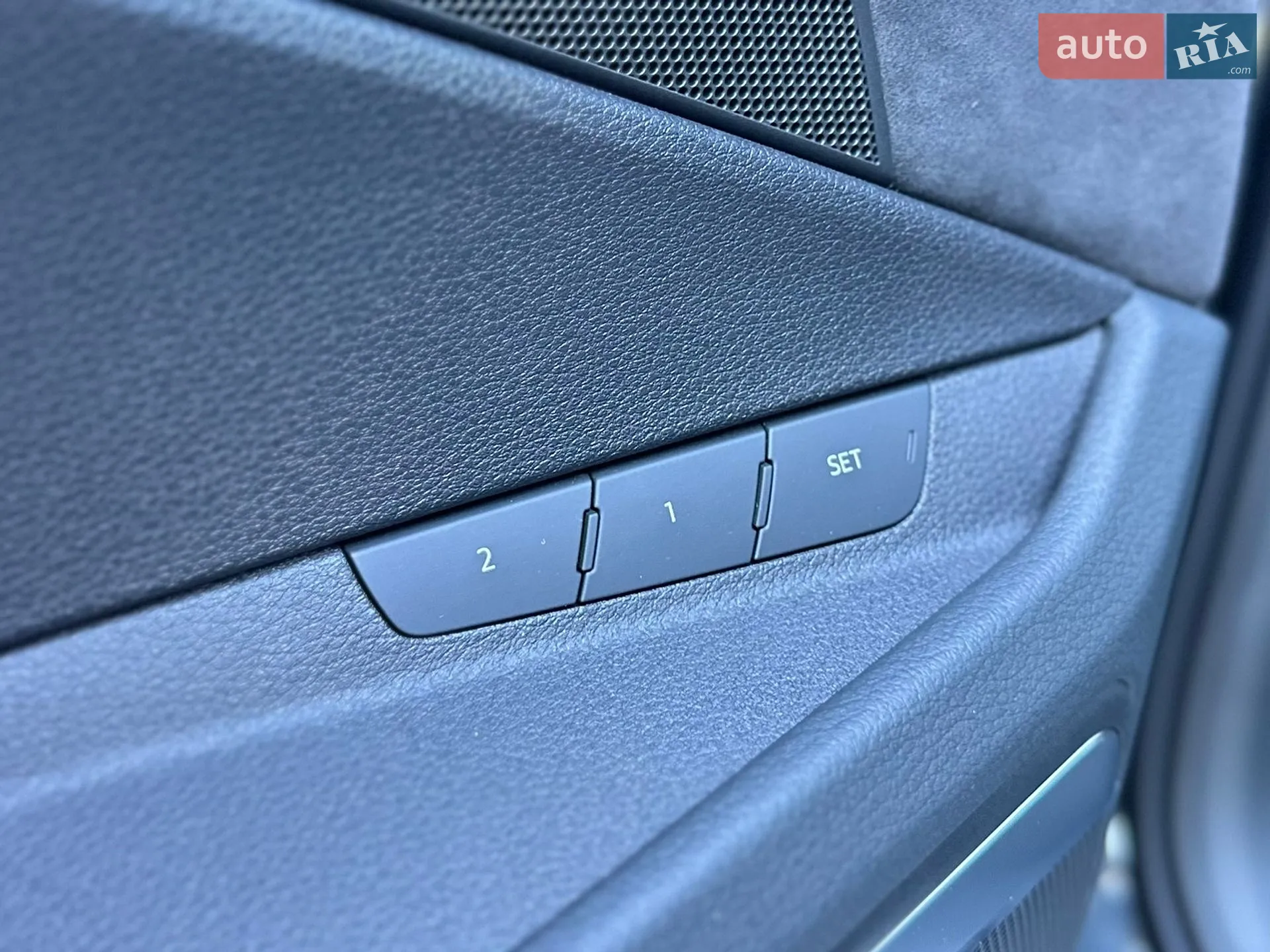 2020 Audi e-tron - мініатюра 46