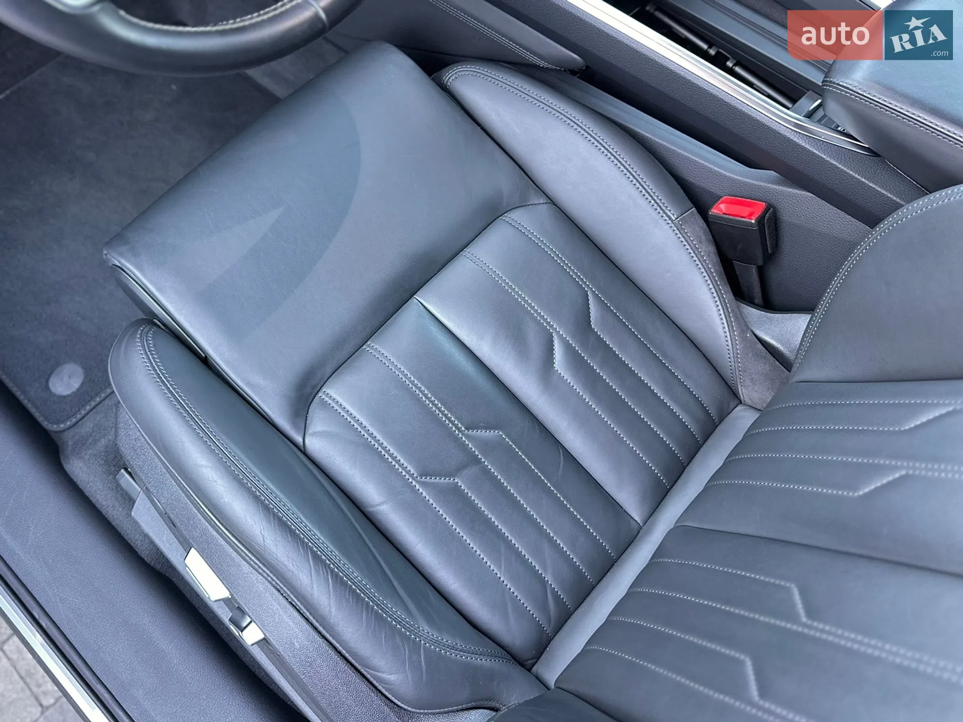 2020 Audi e-tron - мініатюра 51