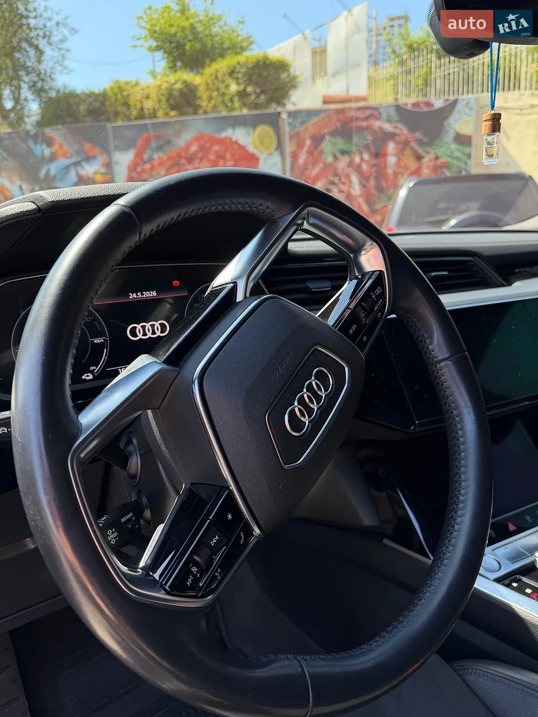 2019 Audi e-tron - мініатюра 23