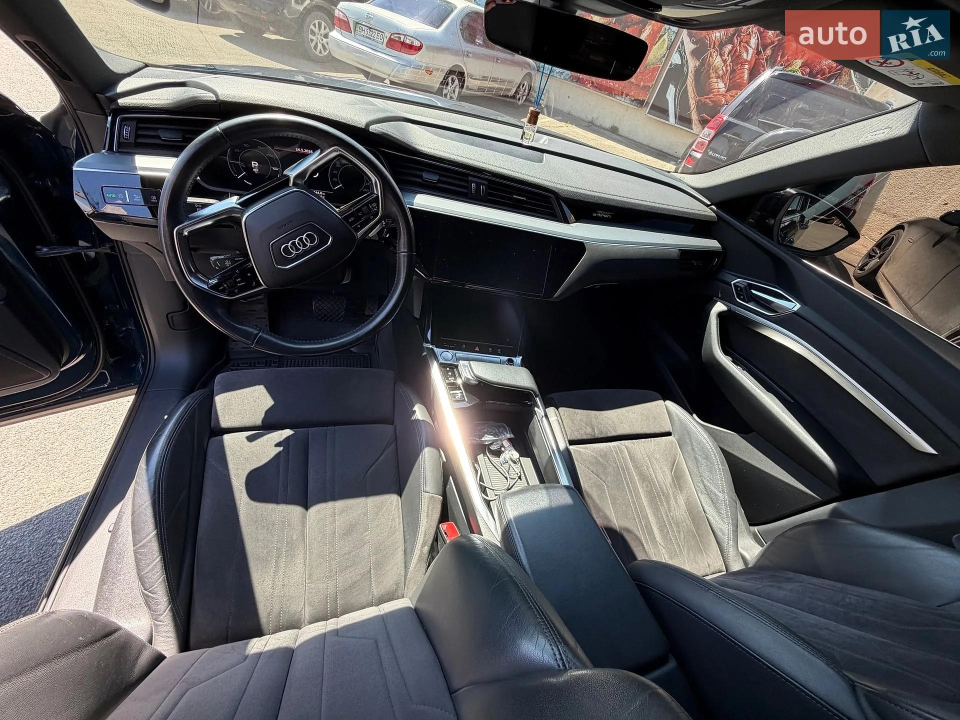 2019 Audi e-tron - мініатюра 26