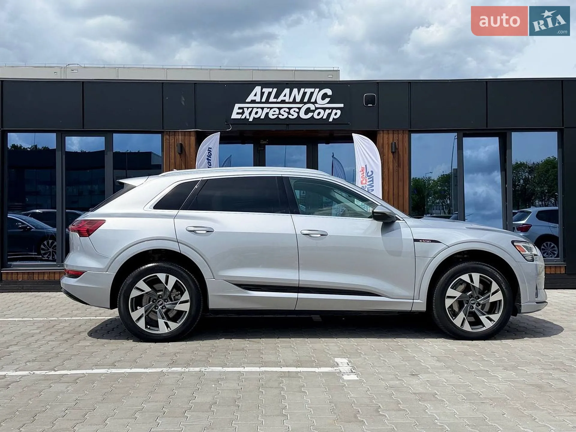 2022 Audi e-tron - мініатюра 4