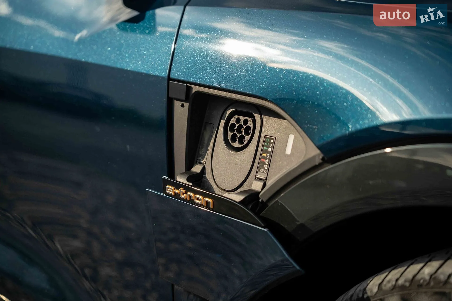 2019 Audi e-tron - мініатюра 15