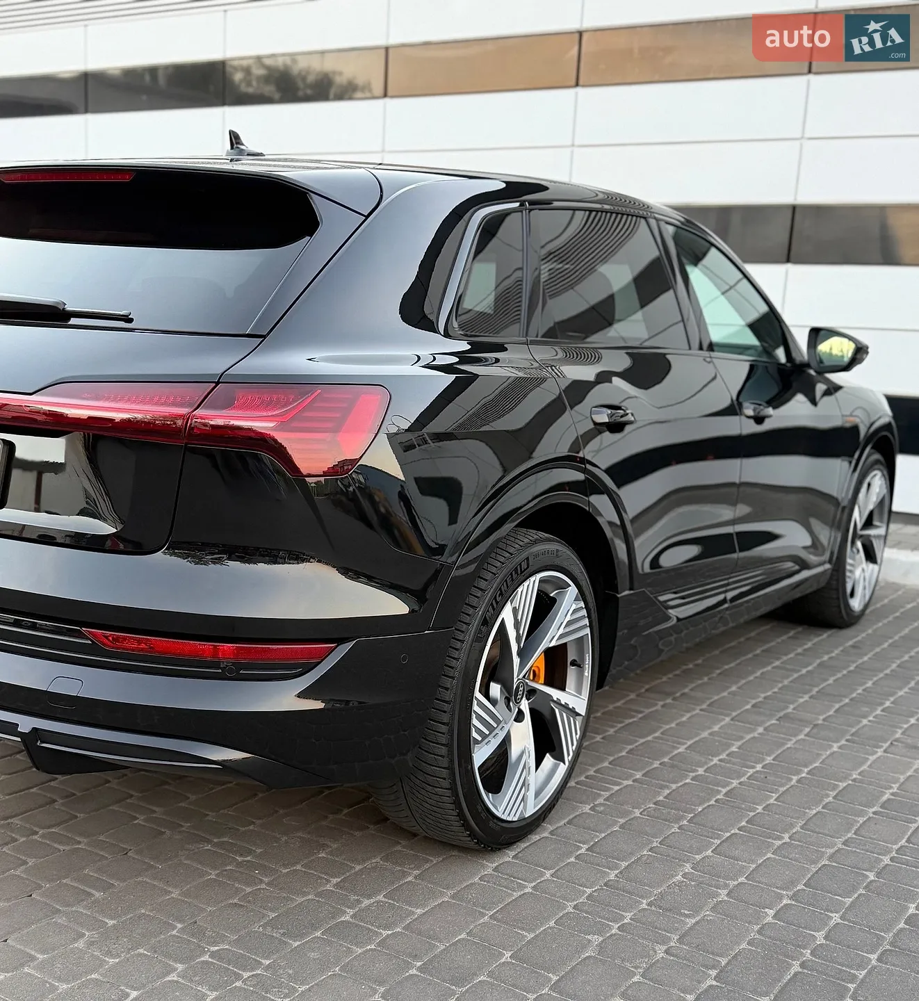 2022 Audi e-tron - мініатюра 9