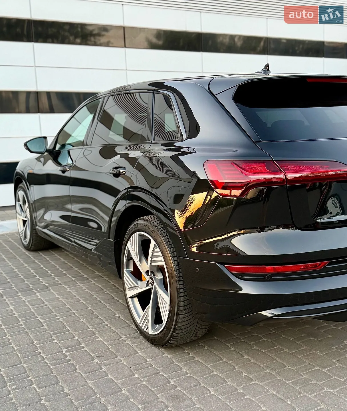 2022 Audi e-tron - мініатюра 10