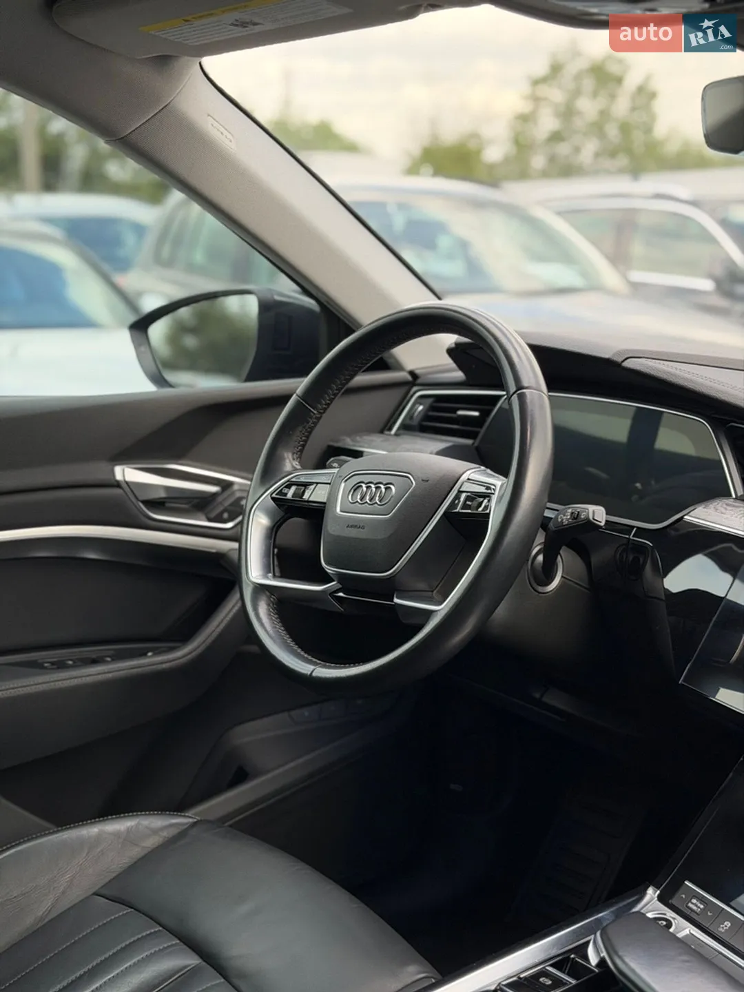 2020 Audi e-tron - мініатюра 37