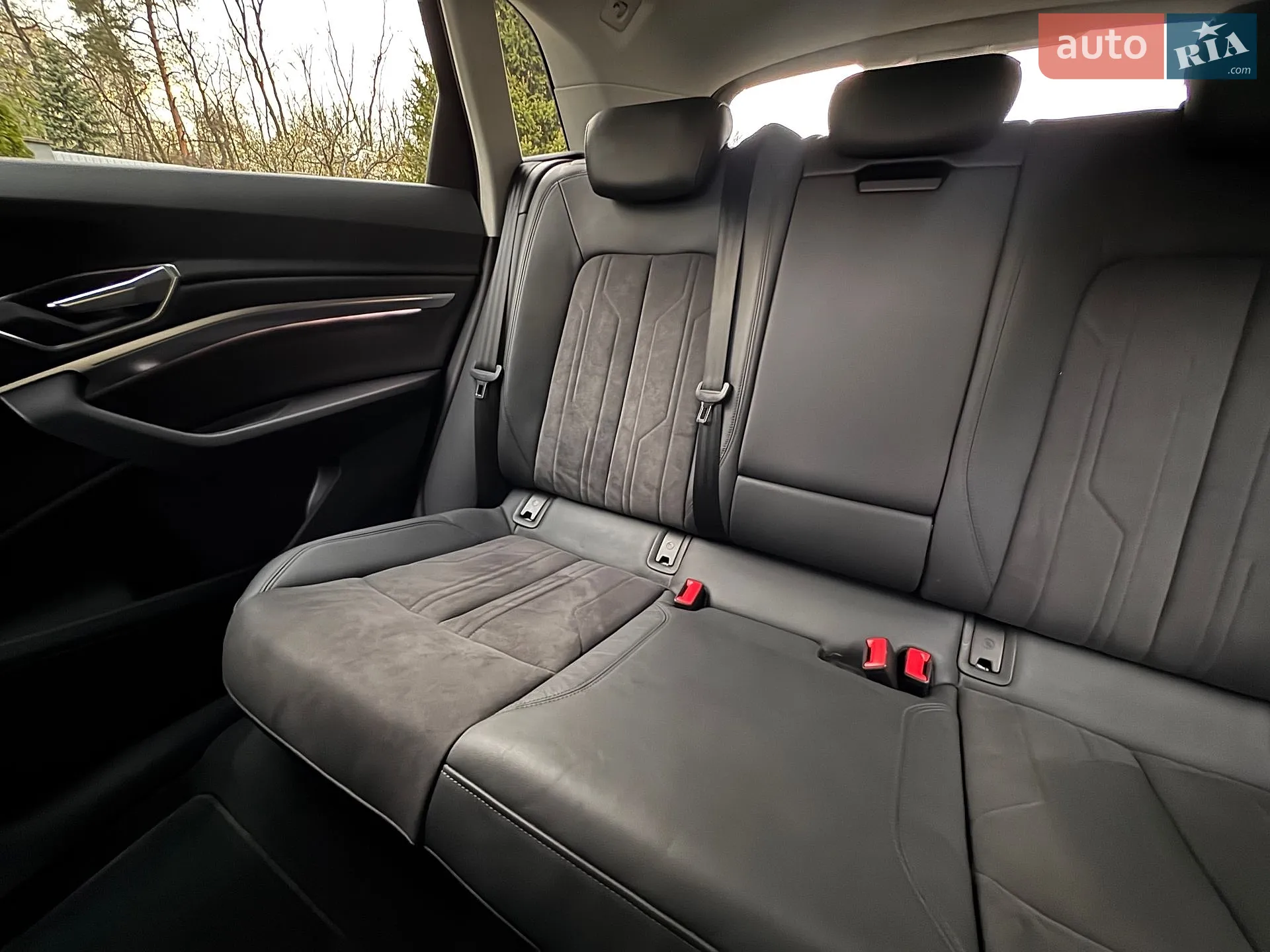 2022 Audi e-tron - мініатюра 30