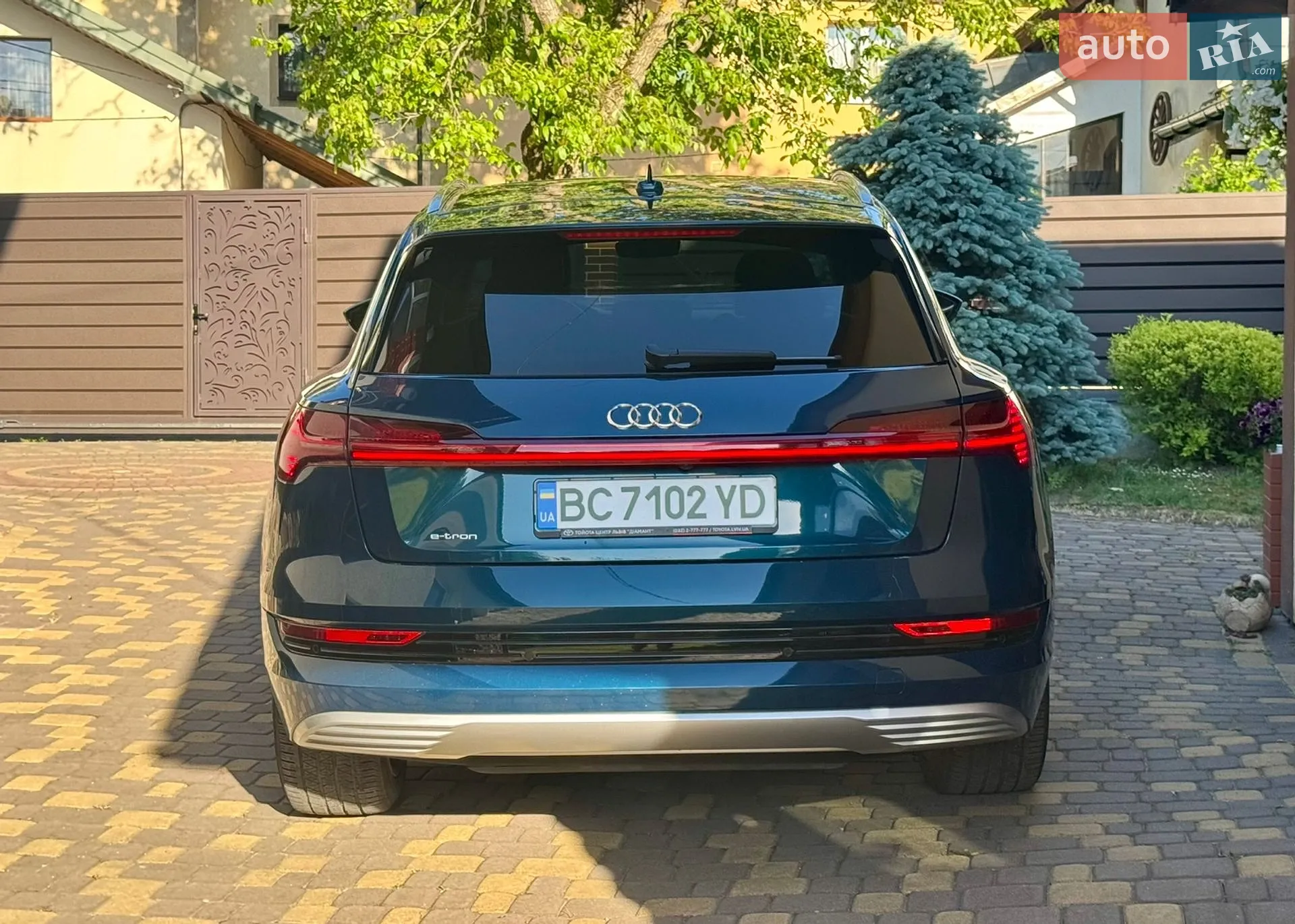 2019 Audi e-tron - мініатюра 7