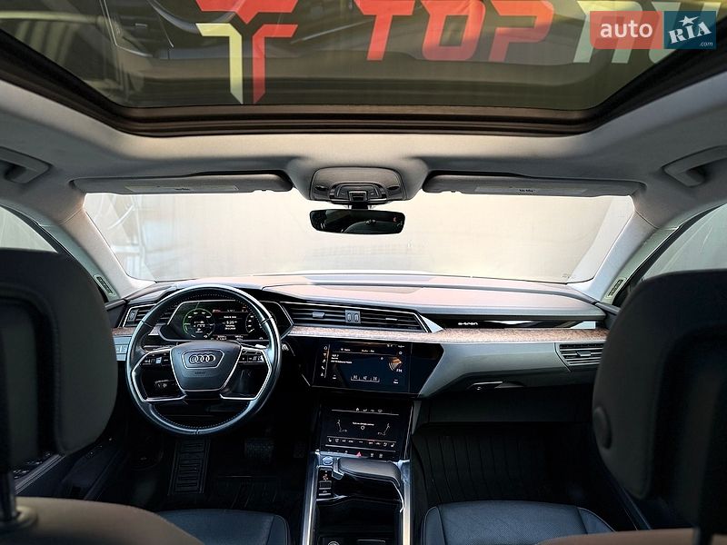 Внедорожник / Кроссовер Audi e-tron 2019 в Львове