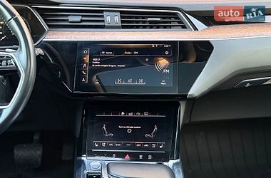 Внедорожник / Кроссовер Audi e-tron 2019 в Львове