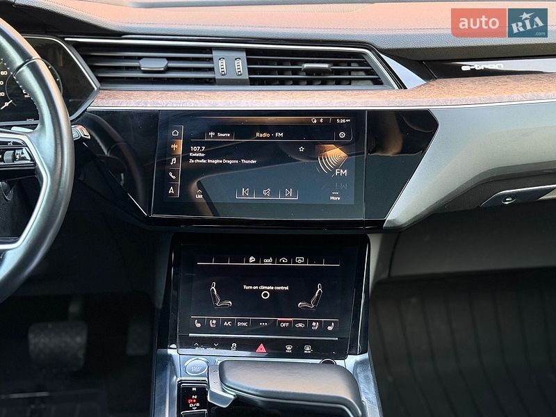 Внедорожник / Кроссовер Audi e-tron 2019 в Львове