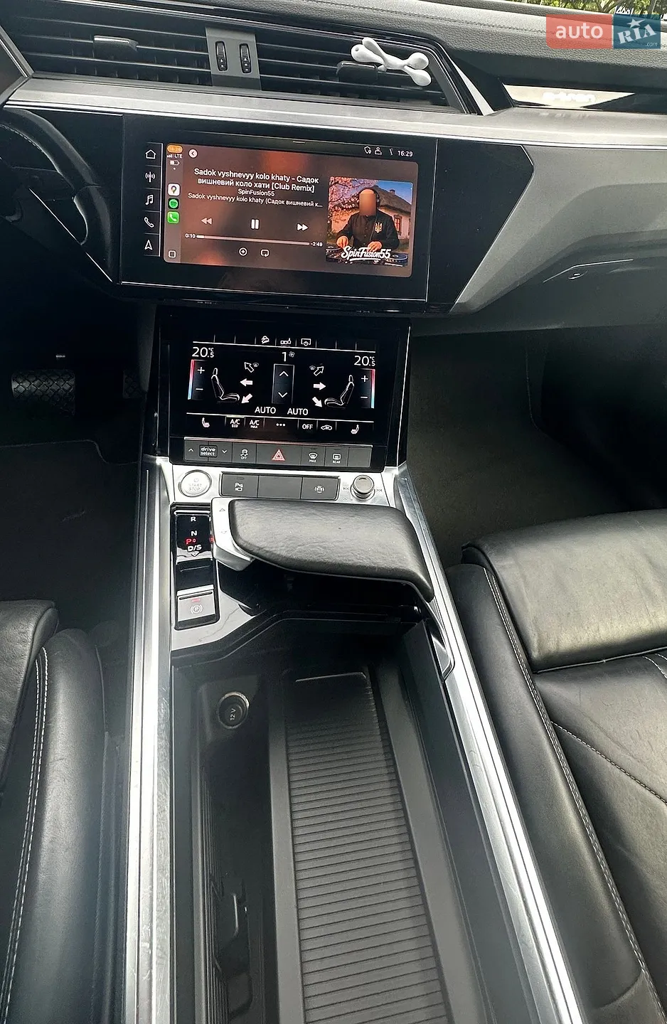 2020 Audi e-tron - мініатюра 42