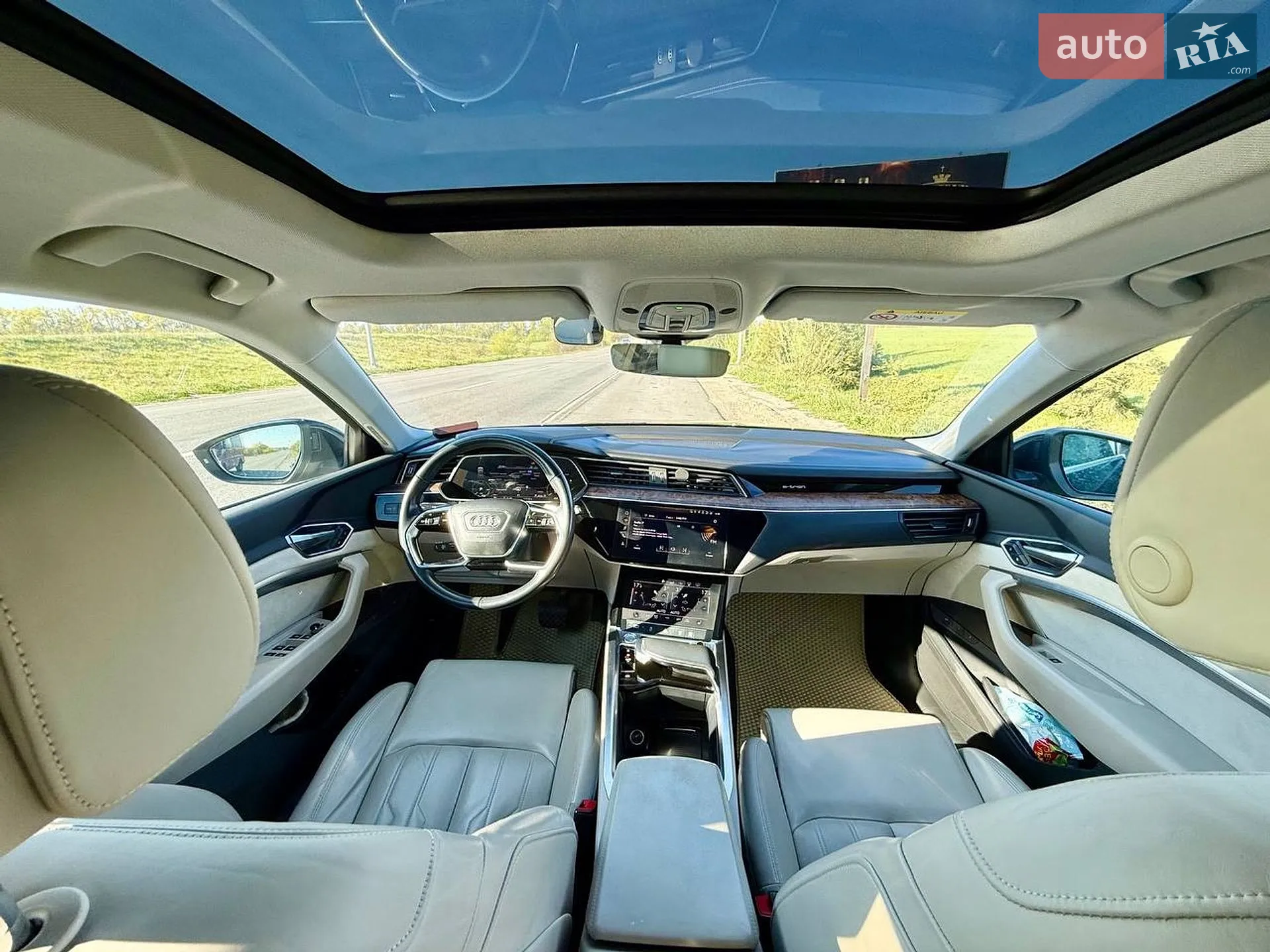 2019 Audi e-tron - мініатюра 4