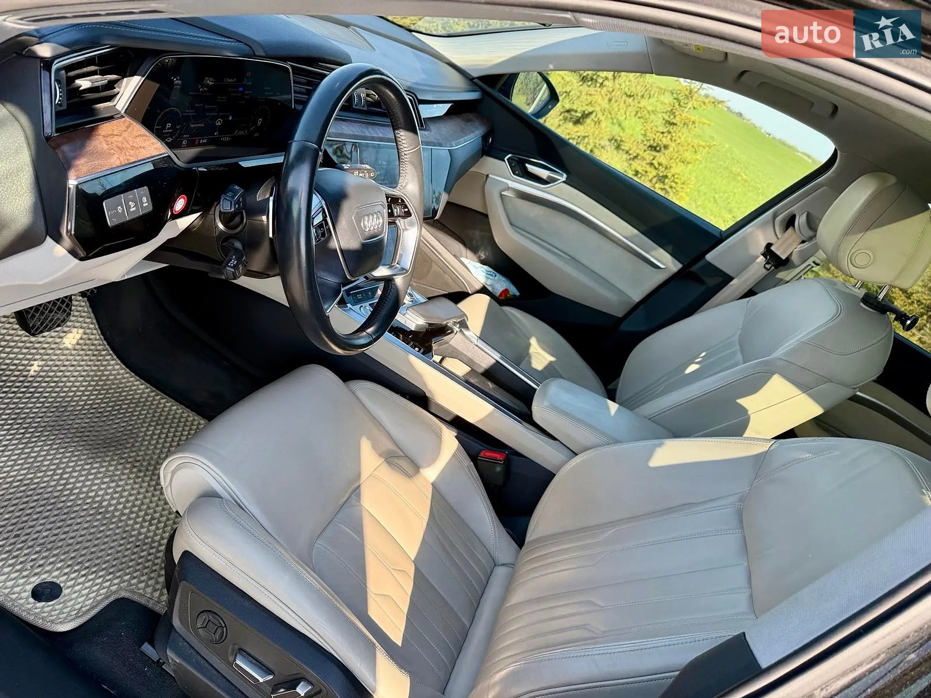 2019 Audi e-tron - мініатюра 6