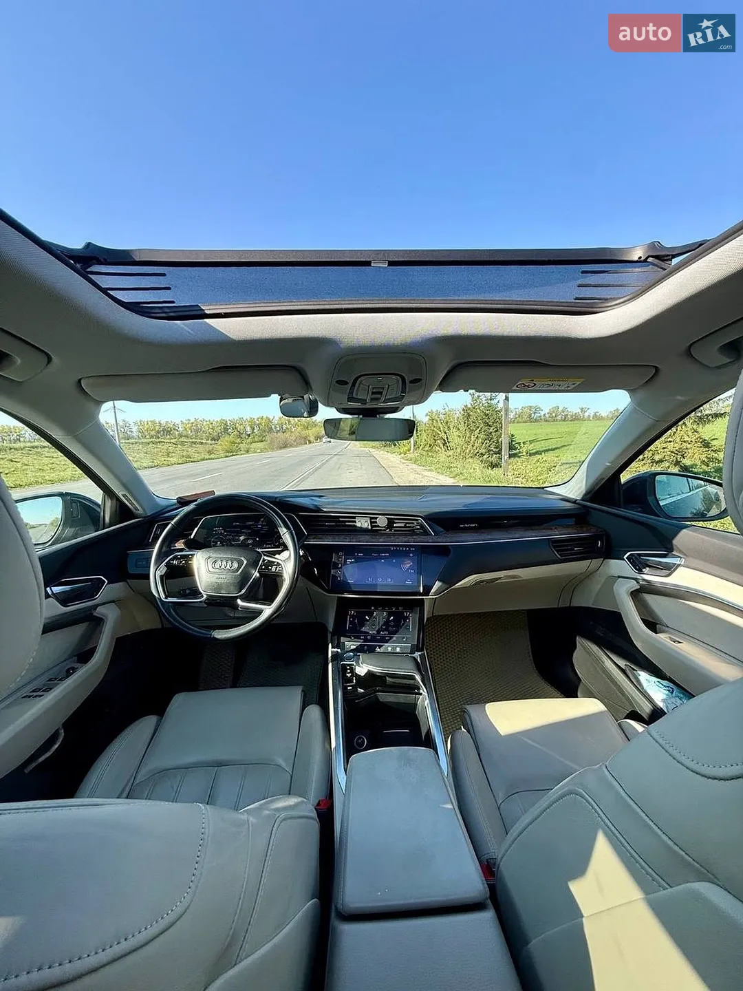 2019 Audi e-tron - мініатюра 13